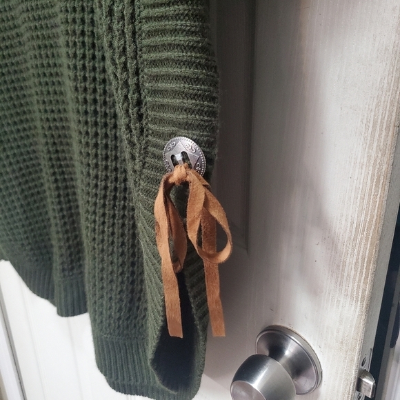 Waffle Knit Sweater - Olive Green - Picture 3 of 6